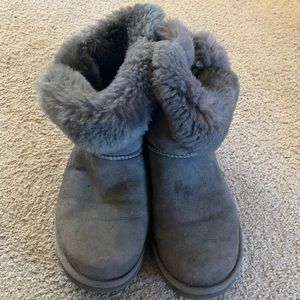 Grey Bailey Button Ugg Boots Size 8